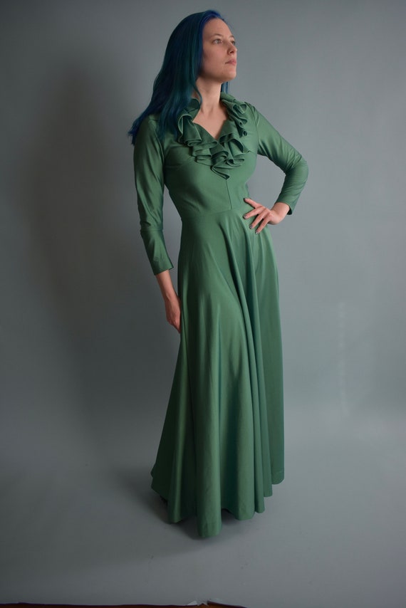 1970s Nylon Maxi Dress w/ Ruffle Neckline Emerald… - image 5