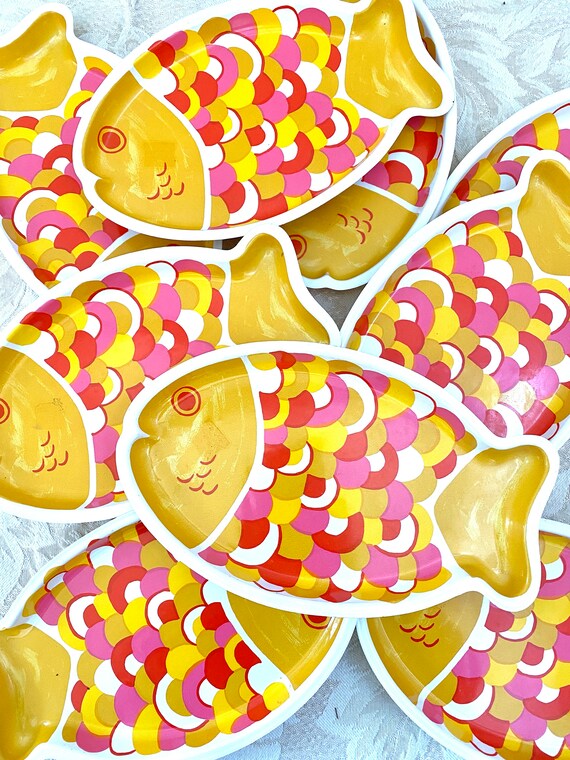 Vintage 1970s Plastic Fish Platessmall Party Plates for Etsy