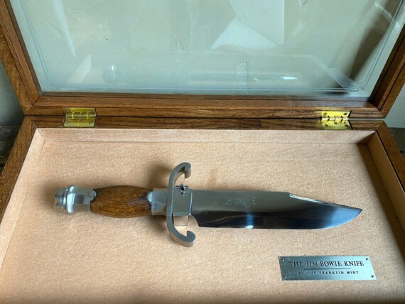 Vintage Jim Bowie Knife by Franklin Mint in Original Shadow Box