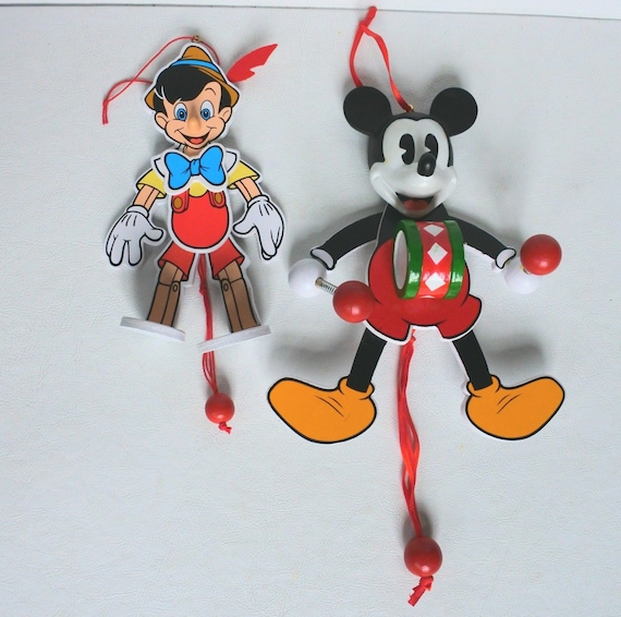 pull string puppets