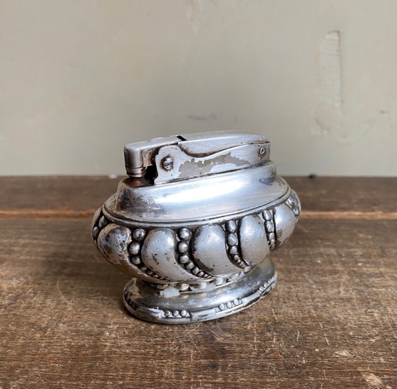decorative cigarette lighters Mid Century Silverplate Ronson Crown Table Lighter-vintage 1950s Cigarette  Lighter-art Deco Style-tobacciana-hollywood Regency Decor-reduced