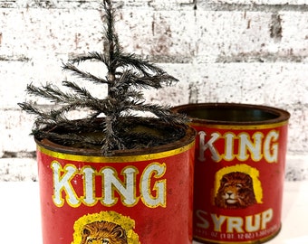 Vintage King Syrup Cans: 1970s Lion Head Advertising Tins - Set of 2