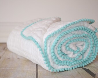 cotton baby blanket, cotton blanket, quilted baby blanket, stroller blanket, pom pom blanket, mini pom pom, pom pom edge, baby shower gift