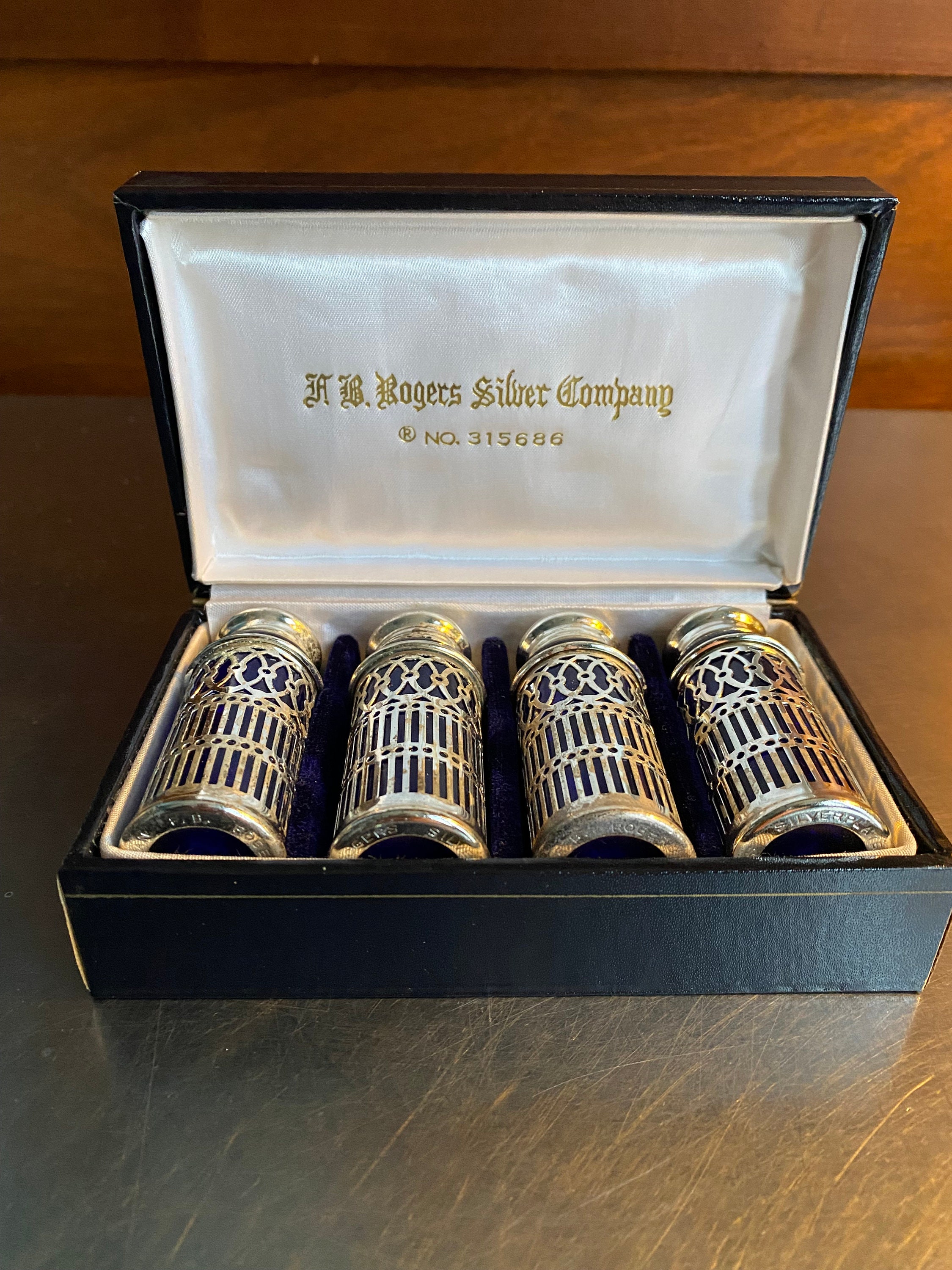 FB Rogers Silver Plate Pepper Salt Shaker Set of 4 Japan - Etsy