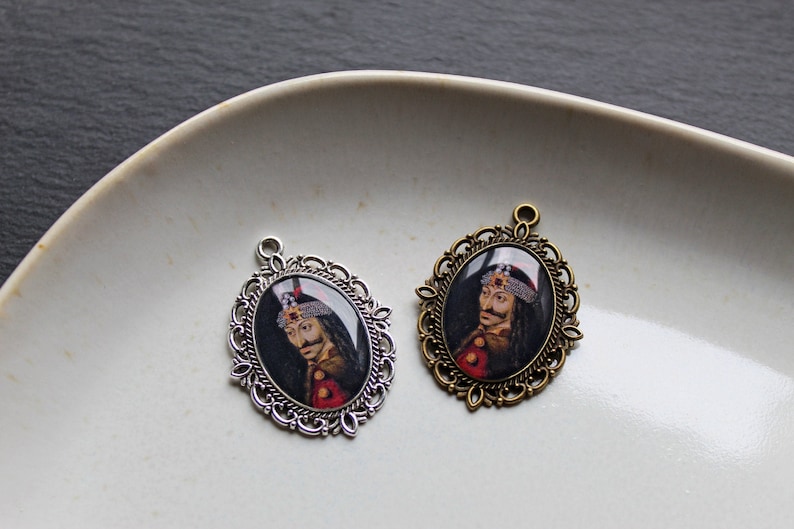 Dark history Vlad III Prince of Wallachia portrait cameo Vlad the Impaler necklace Macabre jewelry Vlad pendant Dracula Witchy style