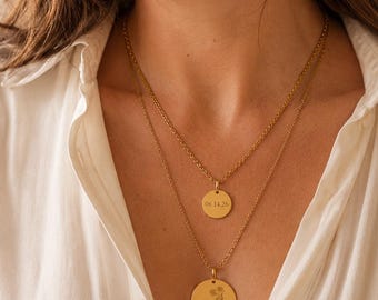 Personalized Layered Gold Disc Necklace, Custom Engraved Mama Necklace, Name Necklace, Gift for Mom, Dainty Layered Jewelry