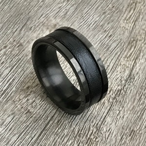 Personalized Mens Ring Engagement Ring Promise Ring For Him Leather Anniversary Gift Custom Mens Band Black Ring Engraved Gift for Husband