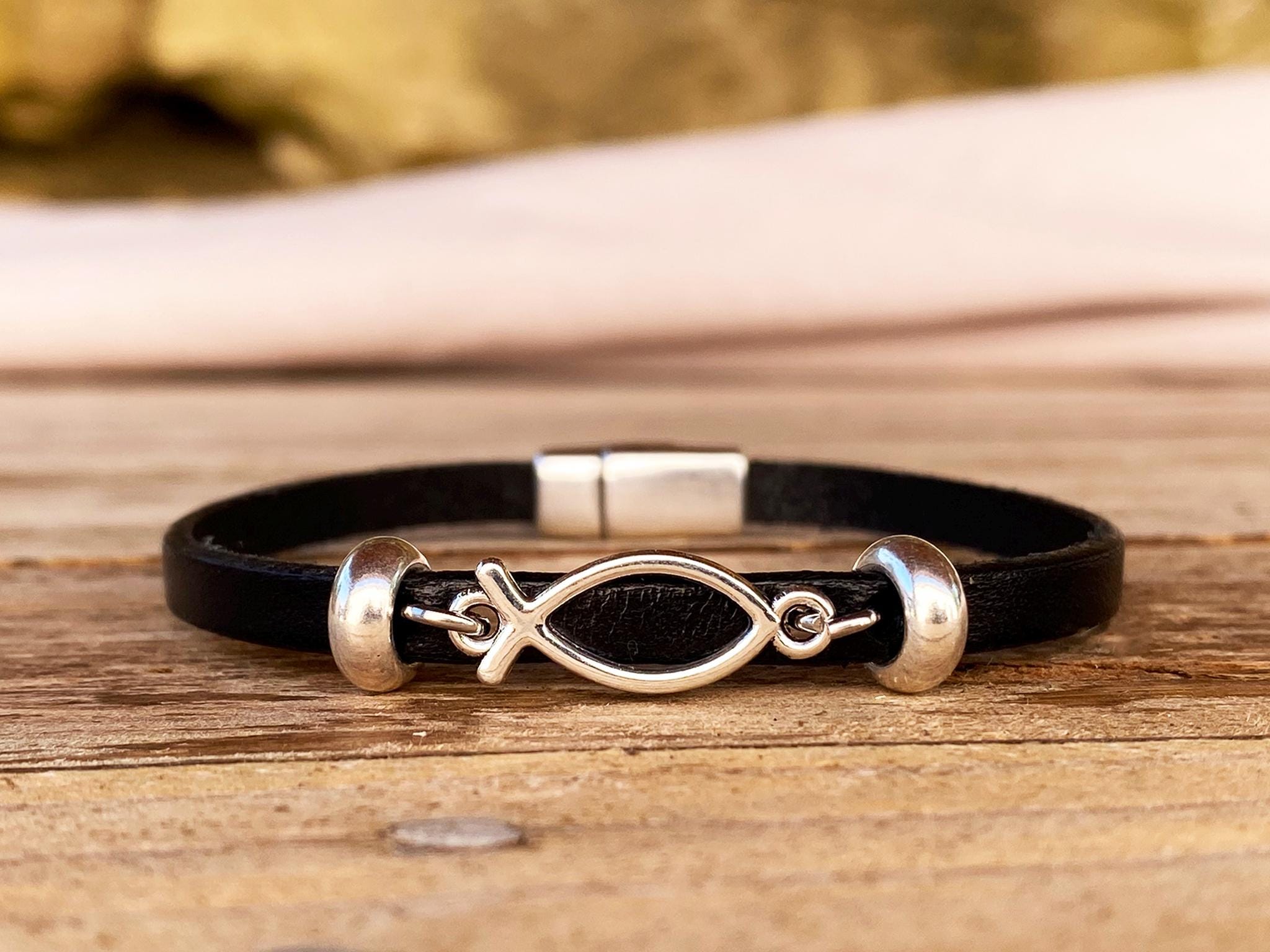 Jesus bracelet - Etsy 日本