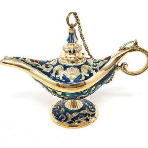 Solid Brass Vintage Classic Aladdin Genie Lamp 7&quot; Long
