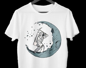 Astronaut Digging Moon Organic Unisex T-Shirt