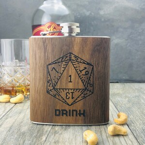 Dungeons and Dragons wood gift flask -  D&D Flask personalized with phrase and name