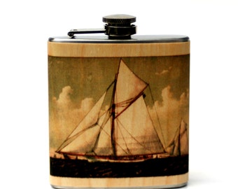 Personailzed wood flask for sailor. Sailing flask, boat flask, vintage boat flask