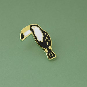 Small Toucan Enamel Pin - Small Enamel Pin - Bird Enamel Pin - Small Toucan Enamel Pin - Toucan Pin - SMENP08