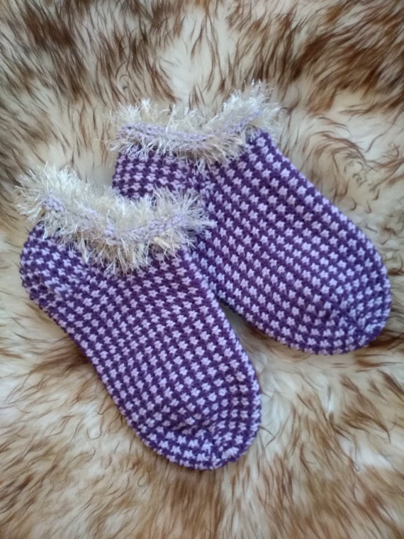 Weiche Frauen-Winter-warme Häkelarbeit-gestrickte Knopf-Stiefel-Socken-Bein