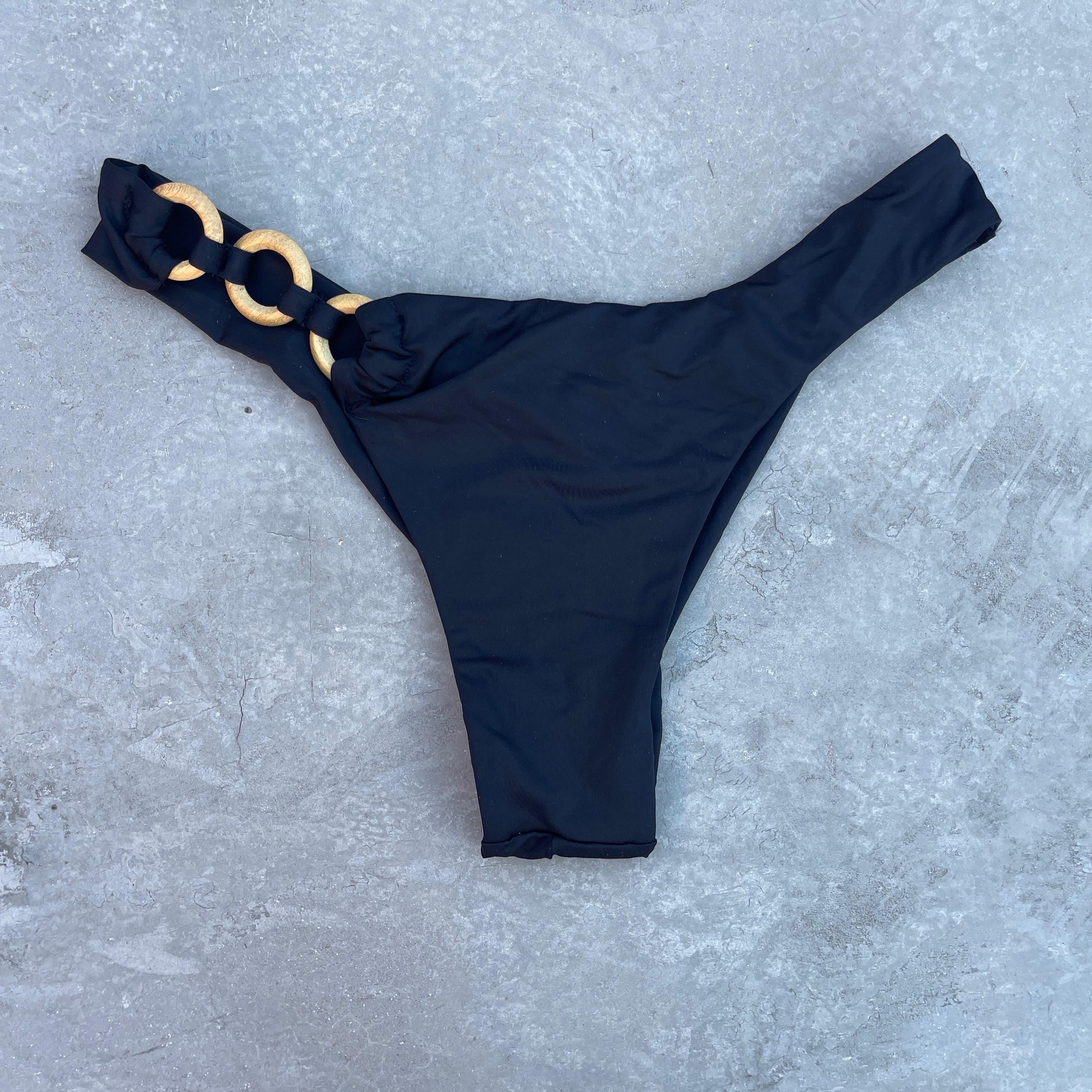 【最終値下げ　美品】　Arpa bikineria ブラジリアンビキニ上下セット 最終値下げ美品】Arpa bikineria ブラジリアンビキニ上下セット