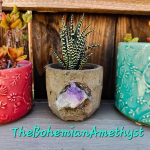Geode Planter Pot / Raw Amethyst Geode / Cement Planter / Handmade Planter / Indoor Geode Planter / 3 Inch Planter