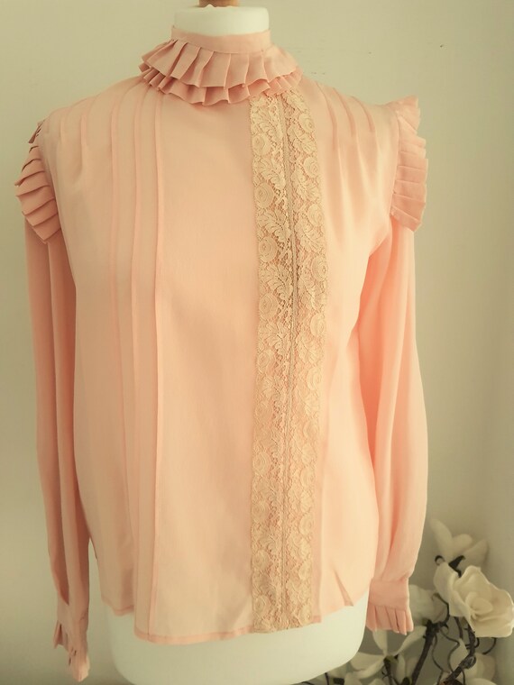 70s Salmon Pink Silk Pleat Ruffle Detail Lace T
