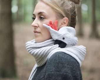 Parrot Scarf- knitted cockatoo with fringes