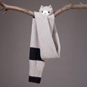Katzenstola aus gewaschener Lammwolle