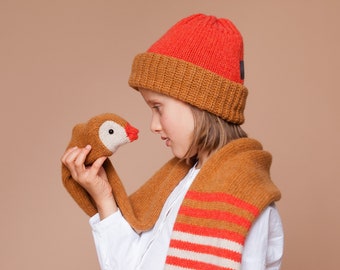 knitted duck scarf with red stripes