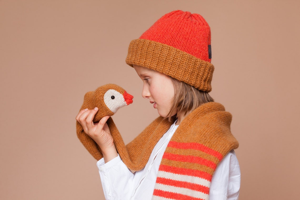 Handcrafted Christmas Gift Ideas for kids - knitted duck scarf