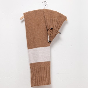 brown foxy stola