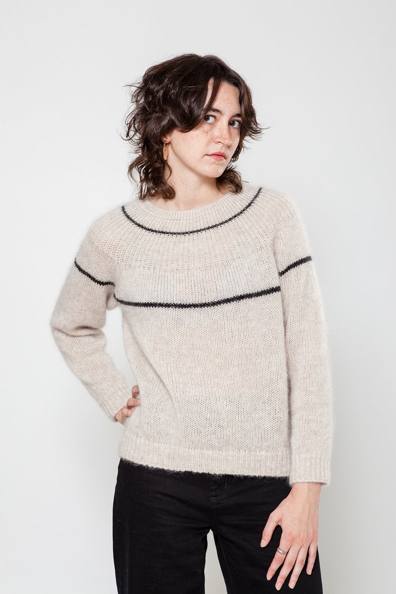 Geometric Beige Jumper image 5