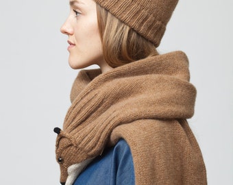 brown fox stole with beanie