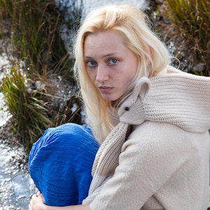 Rabbit Scarf – Chunky Knit Scarf, knitted scarf with cashmere, perfekt present for animal friends image 2