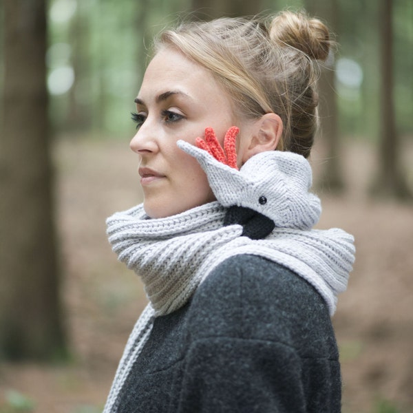 Parrot Scarf- knitted cockatoo with fringes