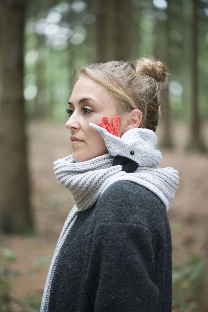 Parrot Scarf knitted cockatoo with fringes image 1