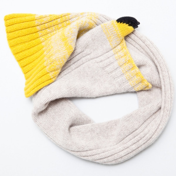 yellow finch scarf, knitted scarf made out of lambswool