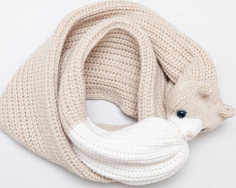 Cat Scarf – Chunky Knit Scarf Featuring White and Beige