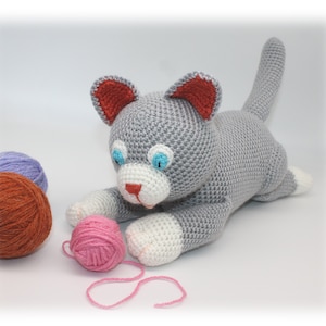 Crochet Pattern: Grey Laying Cat, Amigurumi Cat, Cat Stuffed Toy English image 2