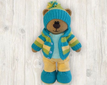 Crochet + Knitting Pattern: Bear in Clothes (English)
