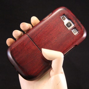 Samsung Galaxy S3 wood phone case hand-finished in red mahogany SALE image 2