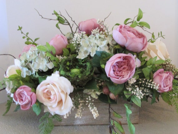 Spring Floral Arrangement, Mother's Day Gift, Housewarming Gift, Gift For Her
