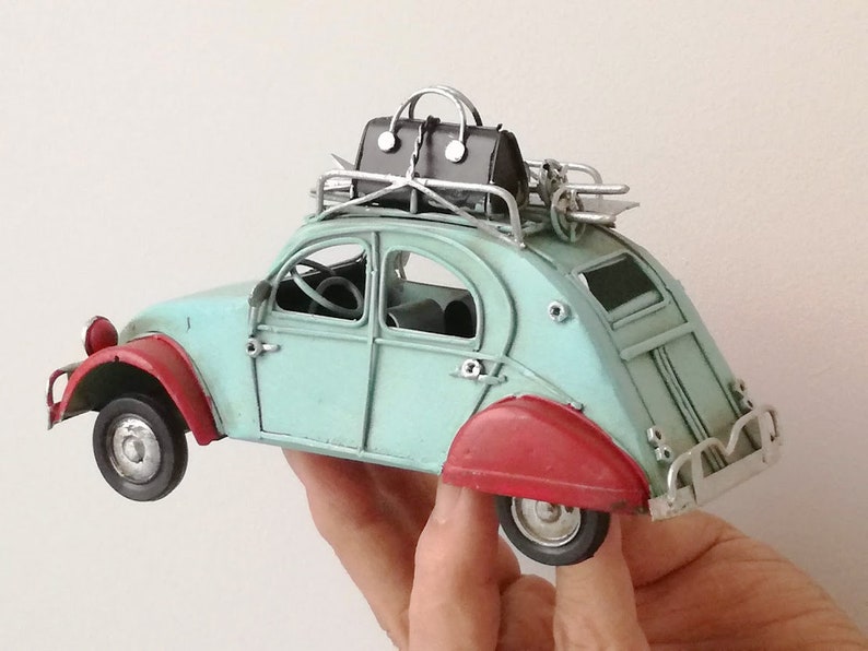 voiture miniature vintage