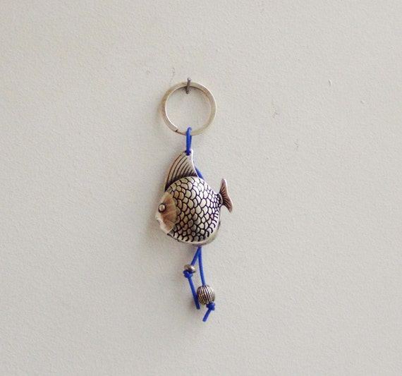 Fish metal keychain, fish key ring on blue silicon cord with alloy beads, key ring for guys and fishing buffs