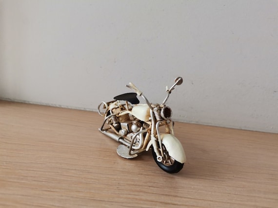 Miniatura de moto blanca, vintage, miniatura de metal, moto tipo Harley,  decoración en mal estado, miniatura de hojalata Harley blanca, -  México