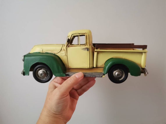 Yellow-green pick-up truck, retro style, collectible truck miniature, metal, yellow green truck figurine, men's gift truck