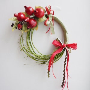 Pomegranate Xmas wreath of red pomegranates, polyester, small pomegranates on green vine wreath with red green ribbons, Xmas decor wreath image 2