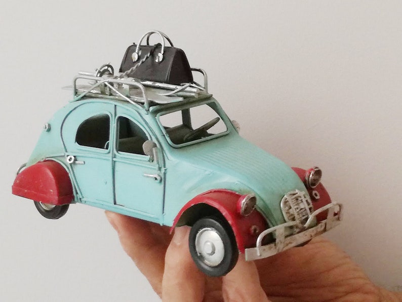voiture miniature vintage