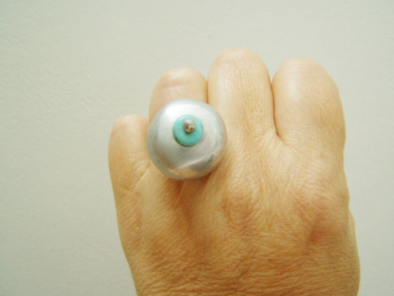 Silver bauble and turquoise stone adjustable ring