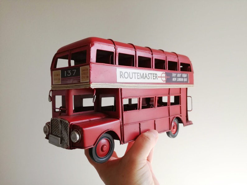 London Double Decker Bus Metal Ornament Model Sculpture Replica Decoration