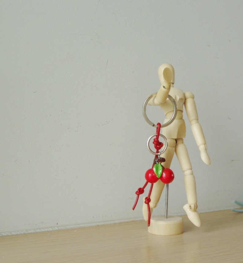 plastic red and green keychain for girls and women red cherries bead on red leather Cherries keychain summer keyring