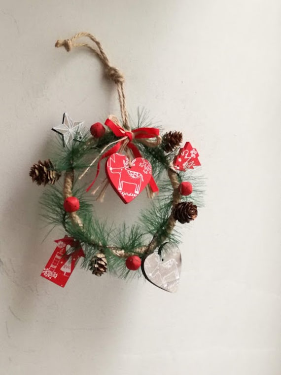 Pine cones and bells wreath, rustic Xmas wreath with heart, house, star and tree, pine branches, door Xmas wreath, small Xmas wreath