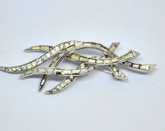 Vintage Boucher Signed Crystal Rhinestone Modernist Tendrils Brooch Pin