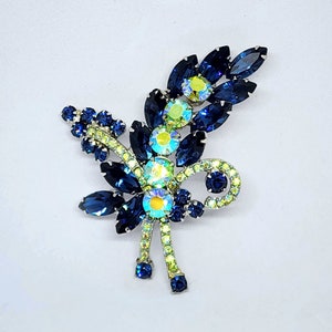 Vintage Verified DeLizza And Elster D&E Juliana Sapphire Blue and Aurora Borealis Rhinestone Leaf Figural Brooch Pin Book Piece