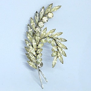 Vintage Signed Artistic Crystal Rhinestone Wheat Leaf Brooch Pin